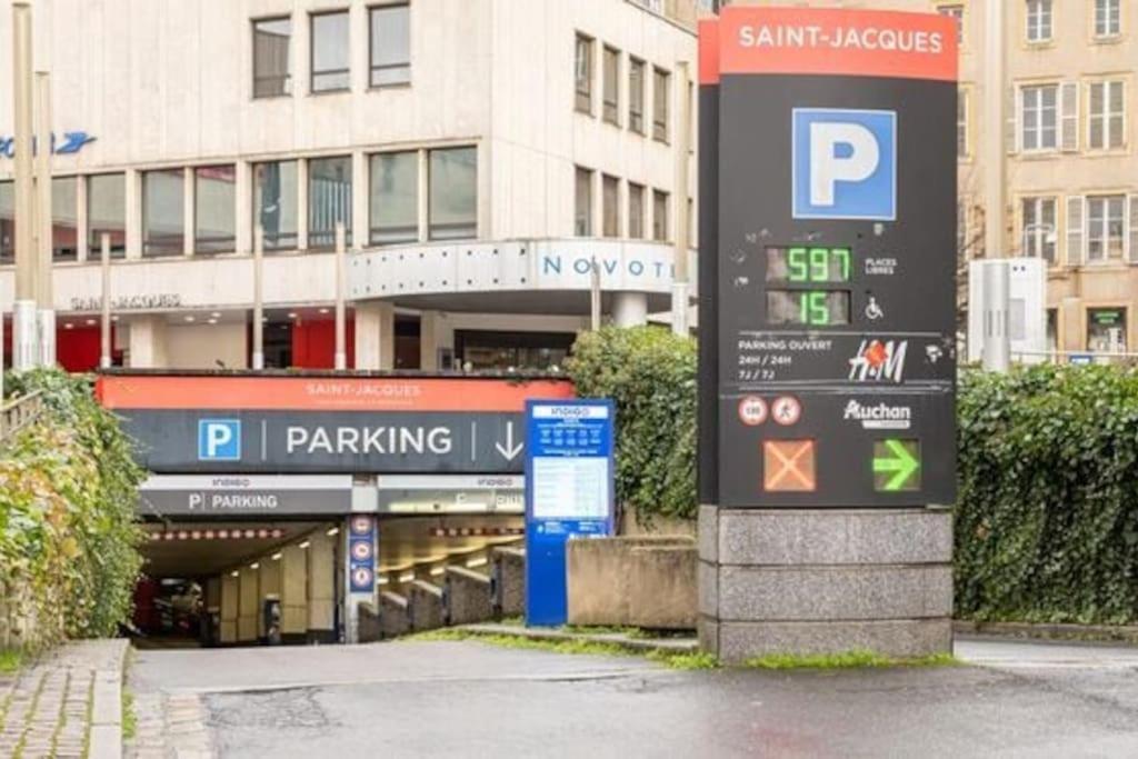 La Petite Escale Lägenhet Metz Exteriör bild